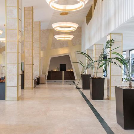 Radisson Blu Hotel NʼDjamena エクステリア 写真
