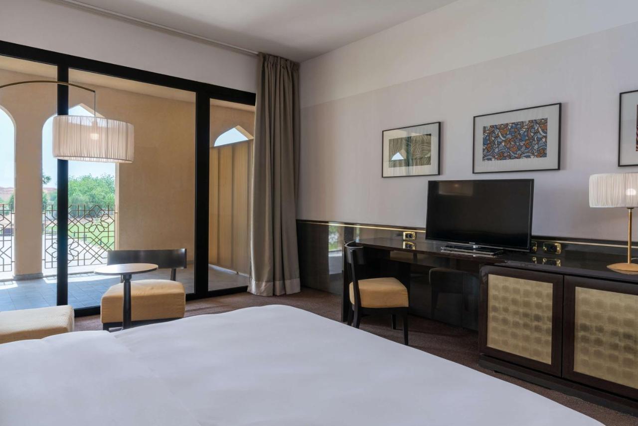 Radisson Blu Hotel NʼDjamena エクステリア 写真