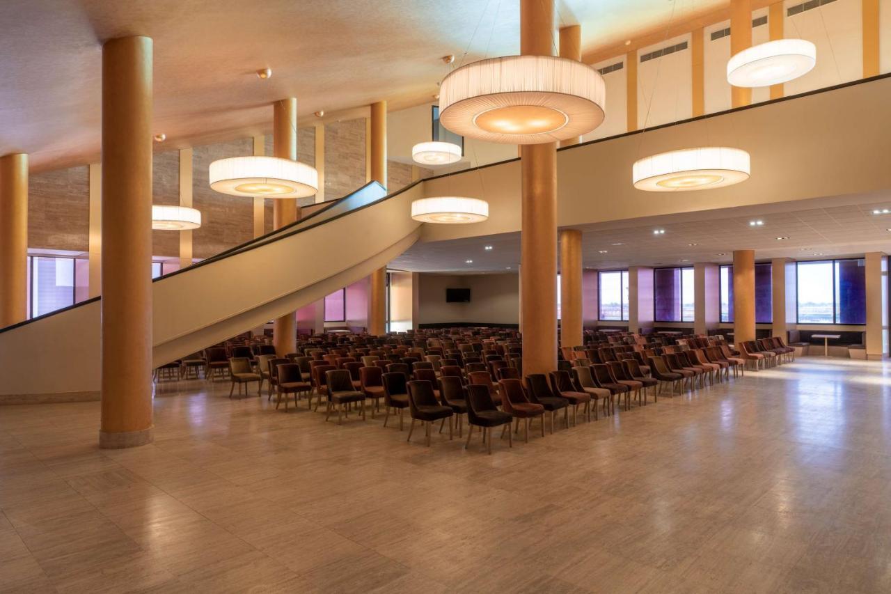 Radisson Blu Hotel NʼDjamena エクステリア 写真
