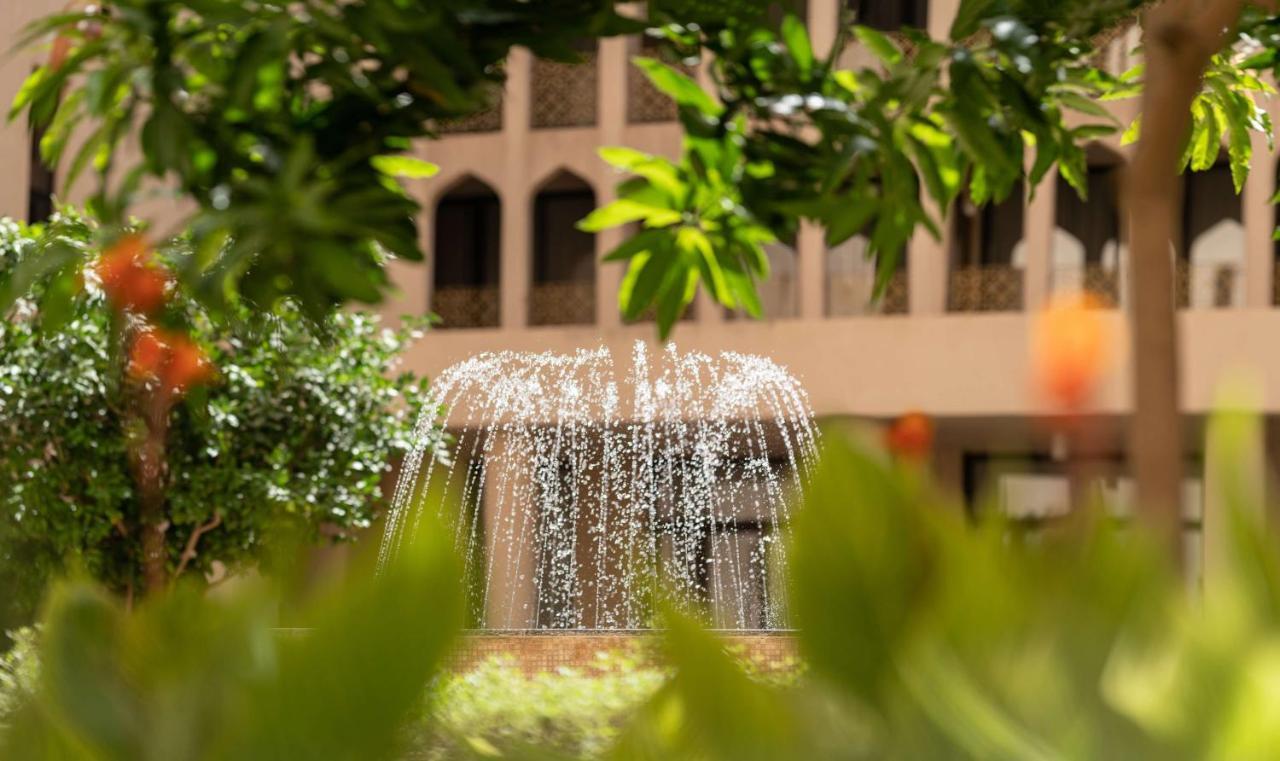 Radisson Blu Hotel NʼDjamena エクステリア 写真