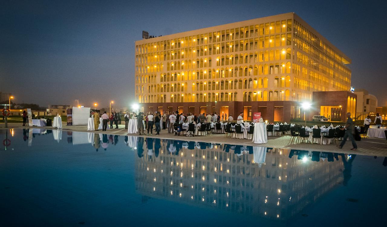 Radisson Blu Hotel NʼDjamena エクステリア 写真